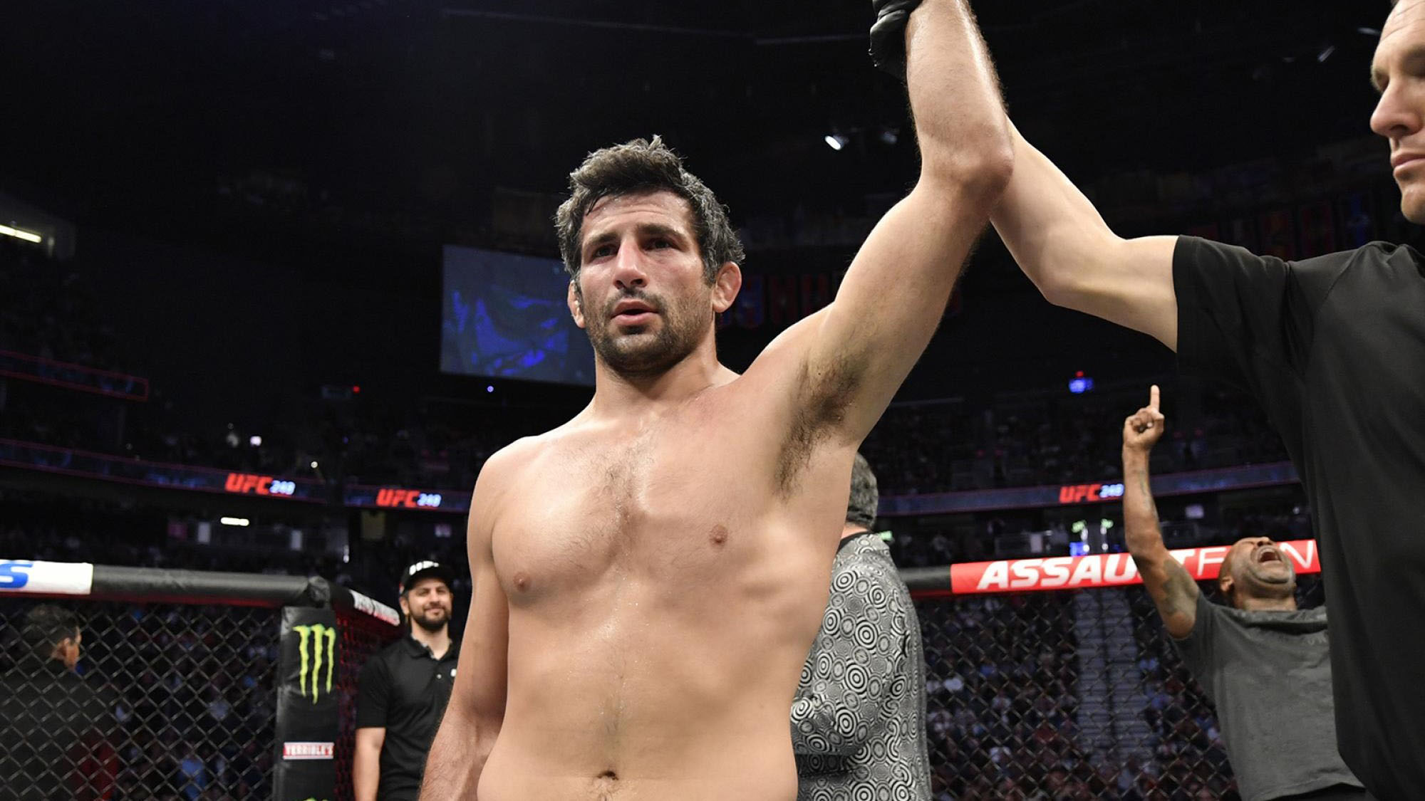 Beneil Khobier Dariush (born May 6, 1989) is an Iranian-born Assyrian-American professional mixed martial artist who competes in the Lightweight divis...